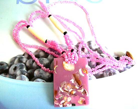 resin-seashell-pendant-necklaces01