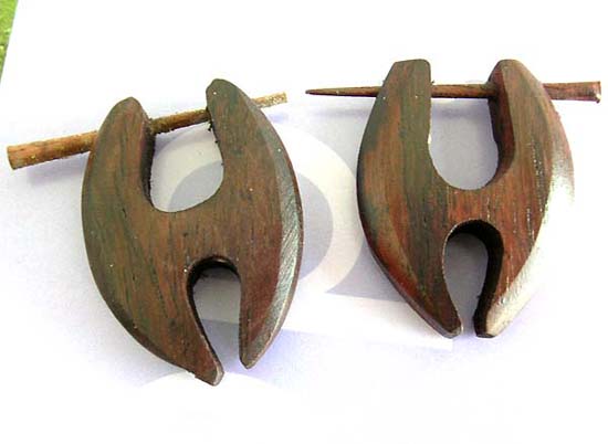 wooden-earring-earlets-bali02